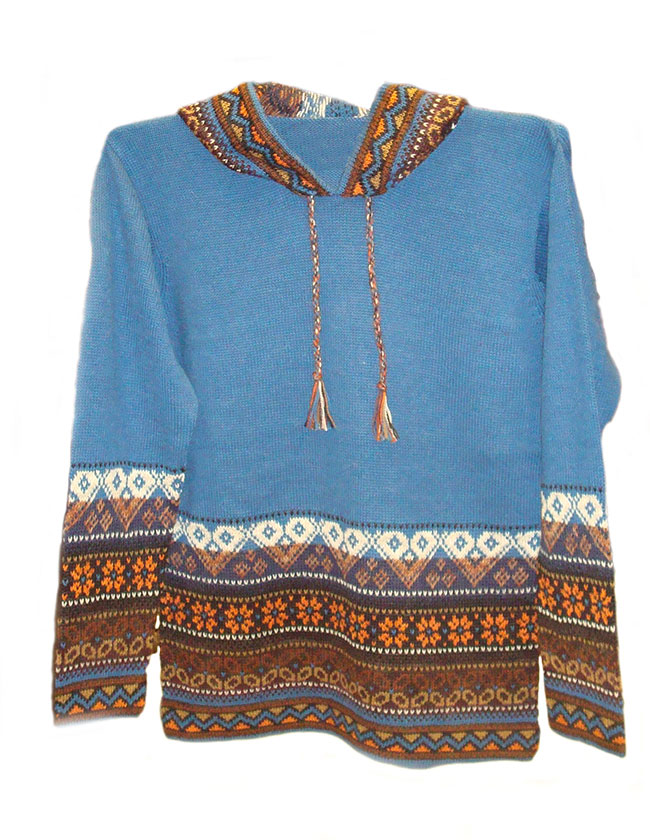 Hooded sweater in alpaca P43 Muru blue.