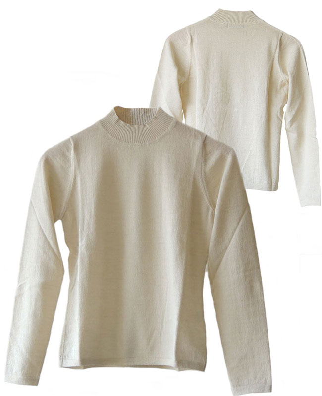 Classic sweaters in solid cream white, conducted in luxury super soft baby alpaca, with round neck.