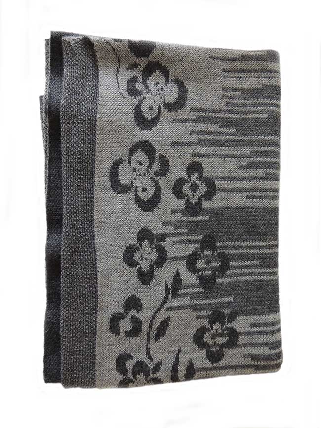 Ruana, cape with floral motif in gray tones Jacquard knitted in alpaca