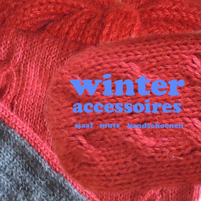 Winter accessoires, wollen sjaal, muts en handschoenen