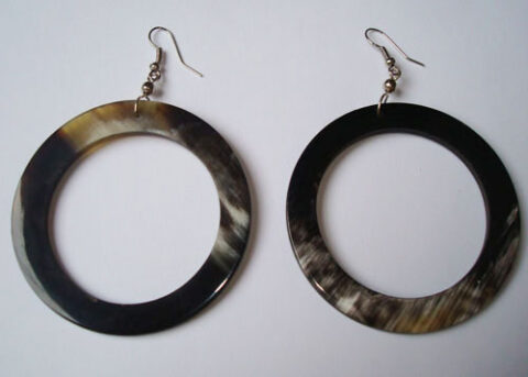 PFL round earrings large made from polished bull horn