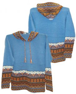Hooded sweater in alpaca P43 Muru blue.
