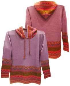 Hooded sweater in alpaca P43 Muru purple.