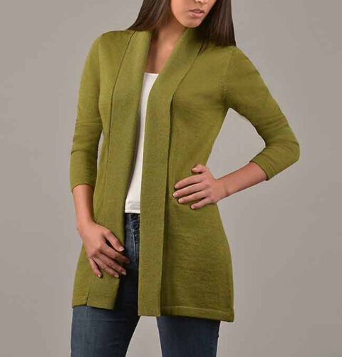 Classic fine knitted loose fit cardigan in luxurious ultra soft baby alpaca, green