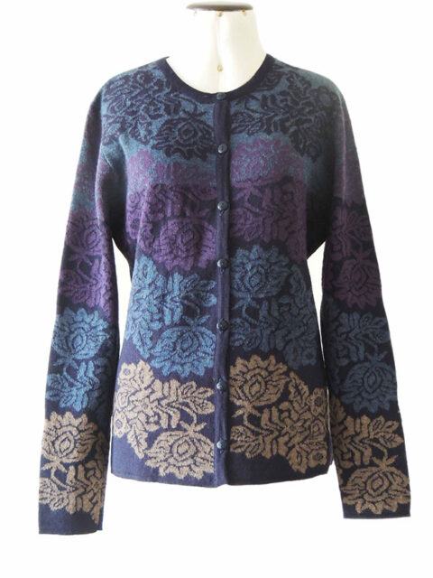 PFL knits: Jacquard knitted cardigan with floral pattern, Crew neckline. and button closure, baby alpaca.