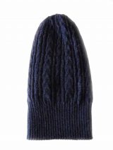 beanie reversible two colors taupe -blue with cable motif