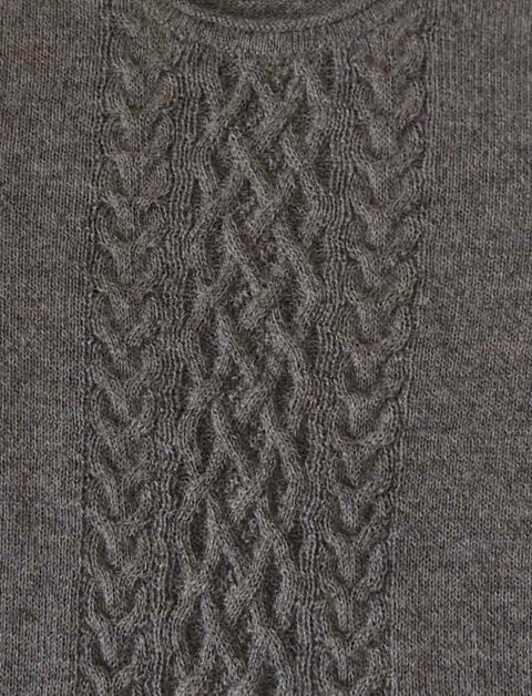 PFL knitwear, sweater Angee, with cable pattern and round neck, 100% alpaca.