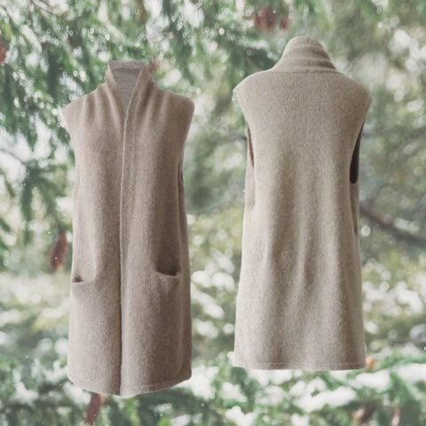 PFL knitwear Felted waist coat with pockets, alpaca.