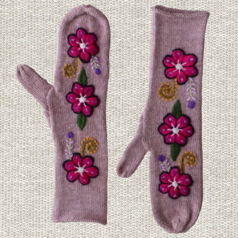 PopsFL knitwear manufacturer wholesale Knitted mittens baby alpaca with embroidered flowers.
